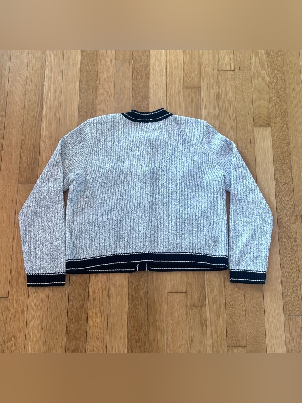 Karl Lagerfeld Paris Chunky Knit Button Cardigan Medium Grey Black Sweater Prep - Picture 7 of 12
